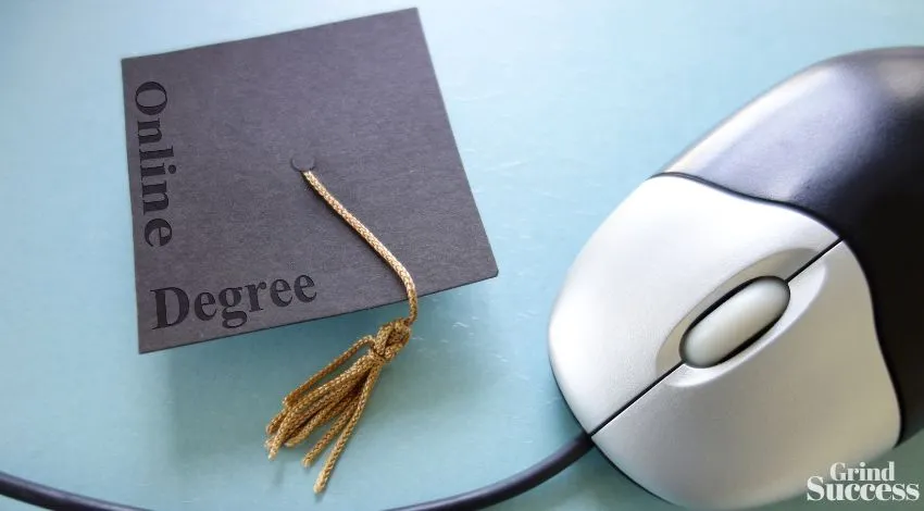8 Best Online Degree Programs for Working Adults